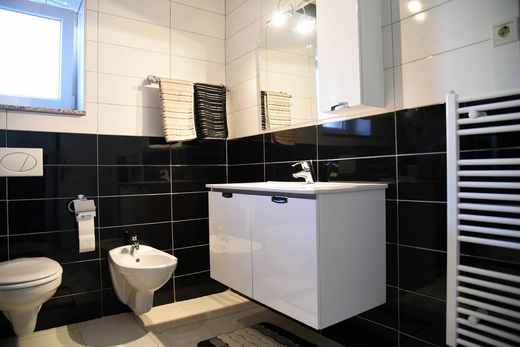 Apartment Mario Livno Buitenkant foto